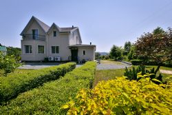 Дом на Рябиновой