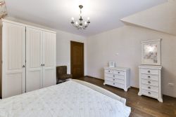 Дом на Рябиновой