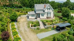 Дом на Рябиновой